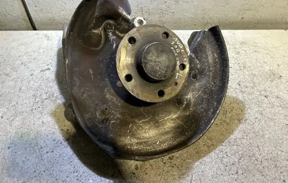 Audi A4 S4 B8 8K Rear wheel hub