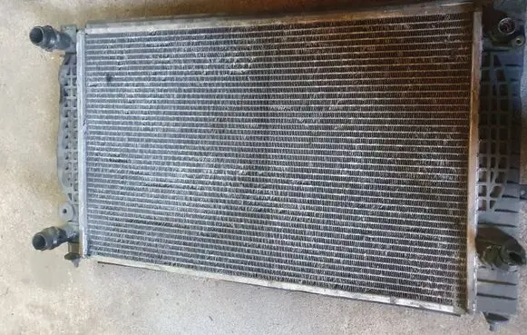 Audi A6 S6 C5 4B Coolant radiator