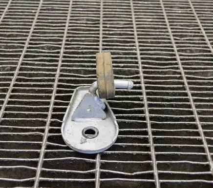 Muffler mount bracket/holder