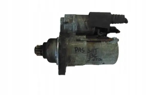 Volkswagen PASSAT B6 Starter motor 02M911023N