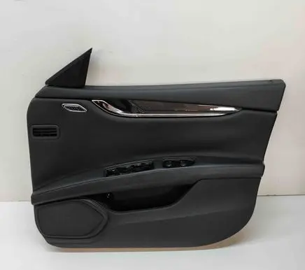 Maserati Quattroporte Front door card panel trim 06700127300