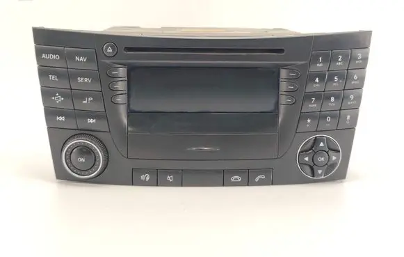 Mercedes-Benz E W211 Radio/CD/DVD/GPS head unit A2118704589 7036KV051098816 51098816