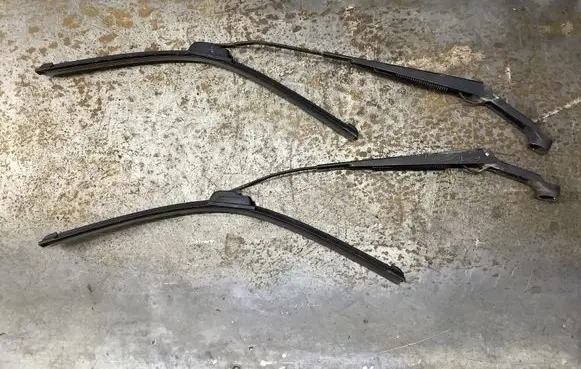 Chevrolet Lacetti Front wiper blade arm DB11LDD7