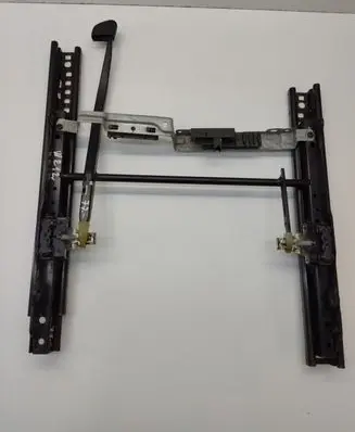 Mercedes-Benz E W212 Front driver seat rail A0465456628