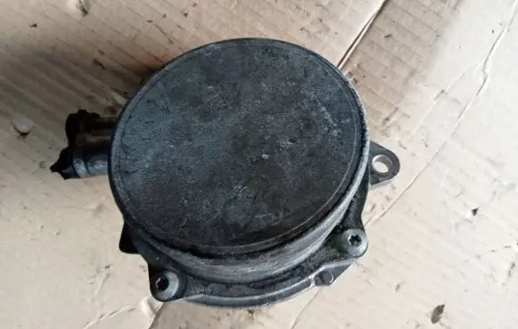 Vacuum pump