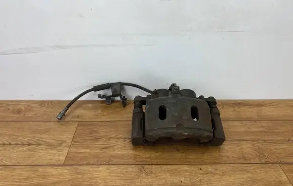 Cadillac Escalade IV Front brake caliper L5101PINYA L5101