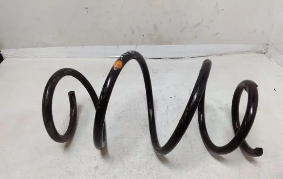 Nissan Juke I F15 Front coil spring