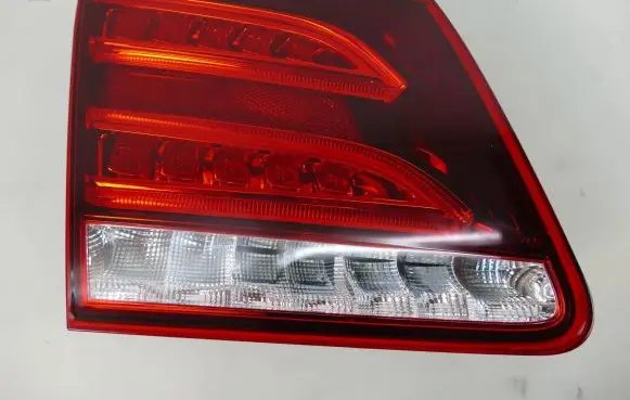 Mercedes-Benz E W212 Tailgate rear/tail lights A2129062103
