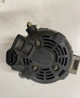 Jaguar S-Type Generator/alternator 1042103720