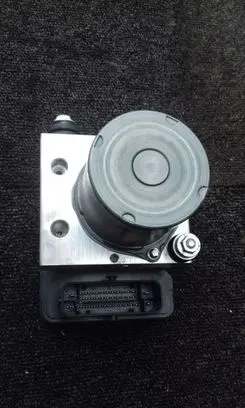 Renault Captur II ABS Pump 476604968R