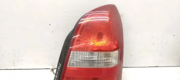 Nissan Primera Rear/tail lights 26550AU300 24030AU305