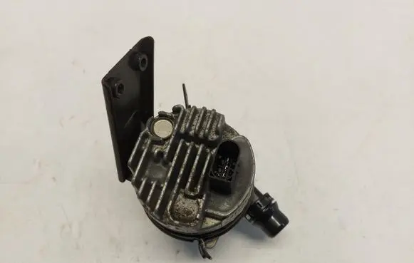 Mercedes-Benz EQC Water pump A0005003800JLK01