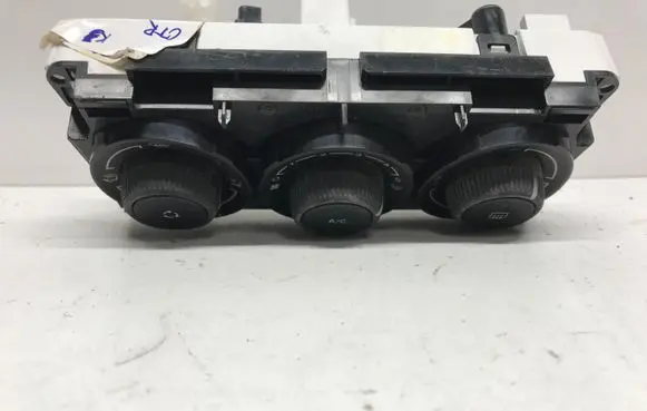 Citroen C3 Climate control unit 69947013