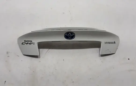 Toyota C-HR I Number plate light 76811F4010