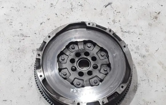 Renault Master III Dual mass flywheel 123009802R
