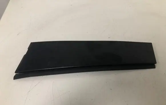Mazda 3 III Rear door glass trim molding K6805 BHS250M31