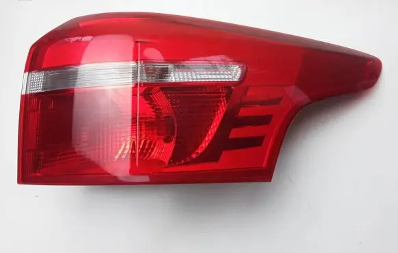 Ford Focus Rear/tail lights F1EB13404D
