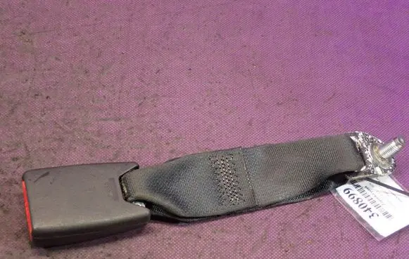 Nissan Versa Front seatbelt buckle 