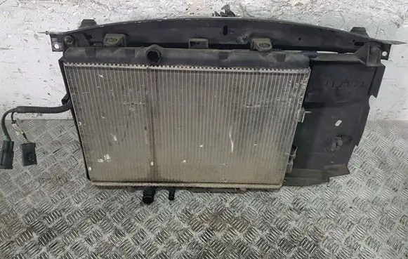 Citroen Xsara Picasso Radiator support slam panel