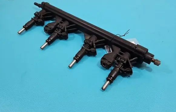 Fuel injector