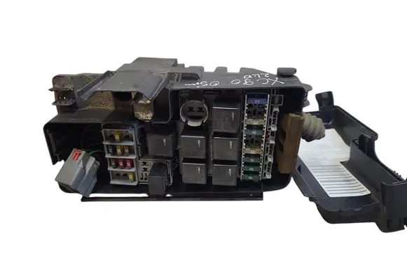 Volvo XC90 Fuse module 30728132