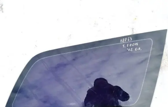 Ford Focus Rear side window