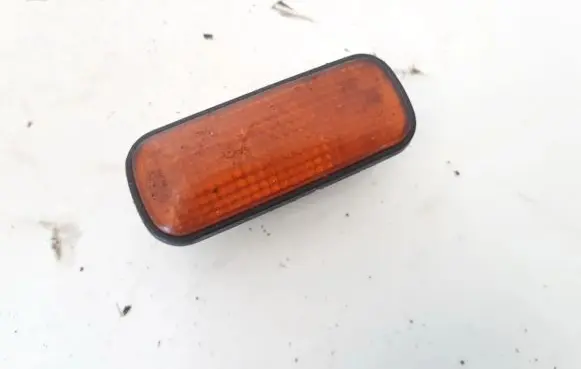 Renault Twingo I Front fender indicator light E10152632