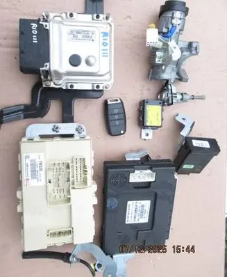 KIA Rio Engine control unit/module 9001140731KD 3911103855 1E44703X