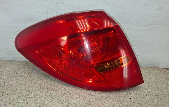Opel Meriva B Rear/tail lights 21630101 45136 P12552