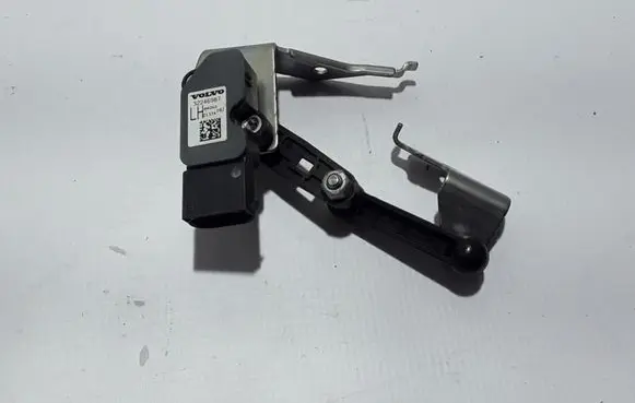 Rear air suspension level height sensor