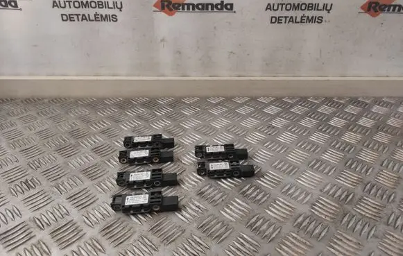 Porsche Cayenne (9PA) Airbag deployment crash/impact sensor 7L0909606C 4B0959643E