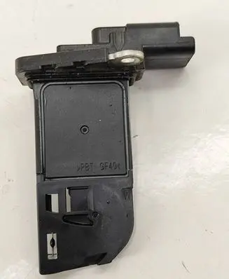 Peugeot 5008 II Mass air flow meter 9877093080