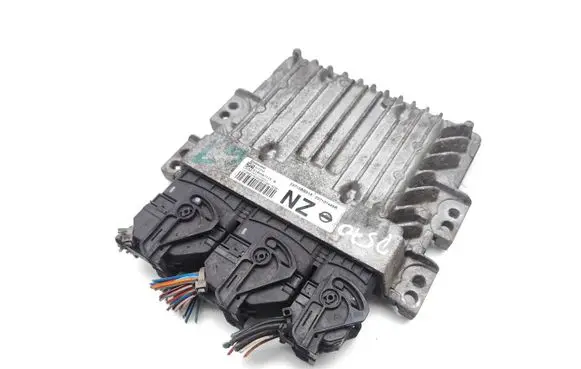 Nissan Qashqai Engine control unit/module 23710BB31A 237101449R S180067173
