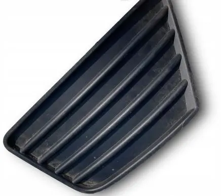 Seat Exeo (3R) Front bumper lower grill 3R0071630L