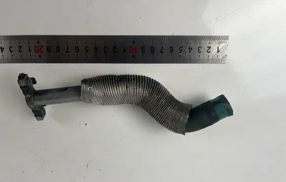 Citroen Berlingo Coolant pipe/hose 9814474480