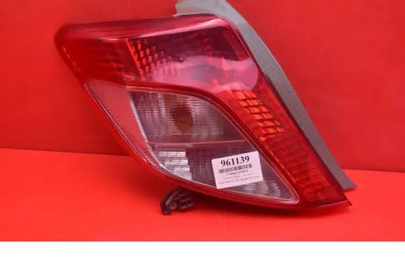 Toyota Yaris Rear/tail lights 0D-78
