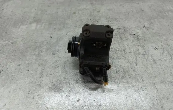 Mercedes-Benz A W168 Fuel injection high pressure pump A6110700501