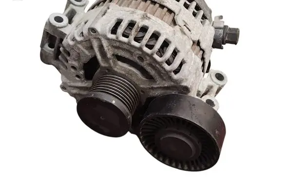 BMW 1 E81 E87 Generator/alternator 0121715017 7550469