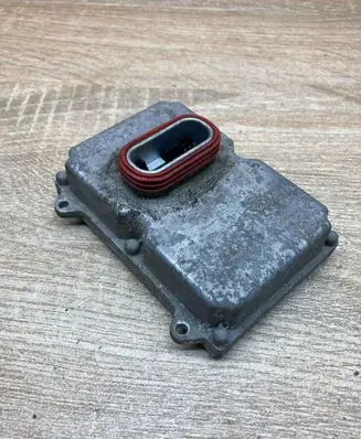 Mercedes-Benz E W211 Headlight ballast module Xenon A0028202426 5DF008279