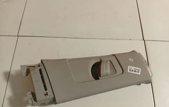 Toyota Auris 150 (B) pillar trim (top) 7302312010