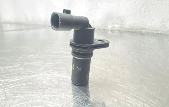 Opel Corsa D Crankshaft position sensor 73502752