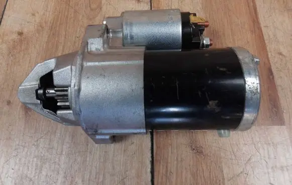Mitsubishi Outlander Starter motor 1810A204