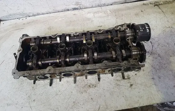 Infiniti Q45 III Engine head VK45DE