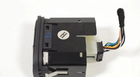 Jaguar S-Type Light switch 2R8311654