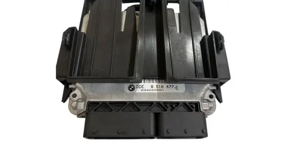 BMW 5 F10 F11 Engine control unit/module 8518477 030225561
