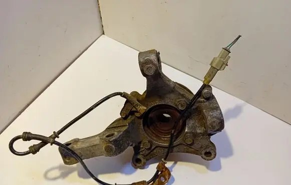 Chrysler Grand Voyager IV Front wheel hub 04694948AA