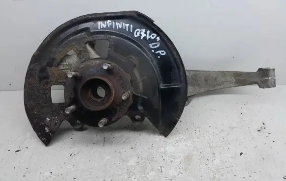 Infiniti QX70 S51 Front wheel hub