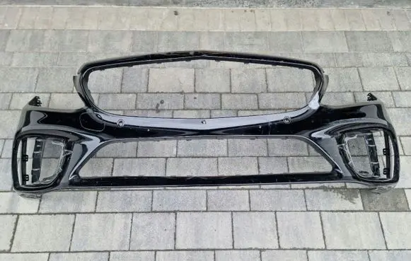 Mercedes-Benz C W205 Front bumper