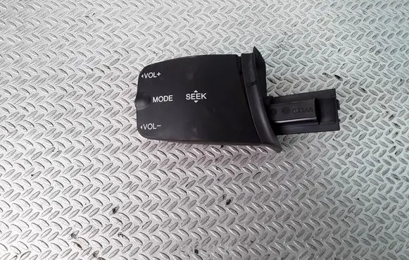 Multifunctional control switch/knob