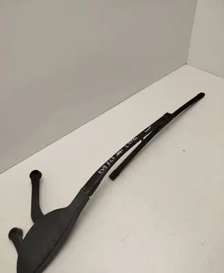 BMW 5 E39 Front wiper blade arm 8361744